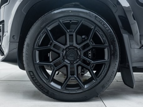 Land Rover Defender 90 D350 X-DYNAMIC HSE HARD TOP URBAN 