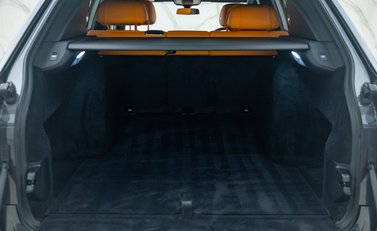 Rolls-Royce Cullinan BLACK BADGE 40