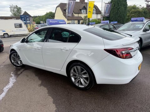 Vauxhall Insignia 2.0 CDTi ecoFLEX SRi Nav Euro 5 (s/s) 5dr 12