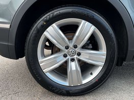 Volkswagen Tiguan 2.0 Tiguan SEL TSi 4Motion Semi-Auto 4WD 5dr 15