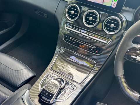 Mercedes-Benz C Class 4.0 C63 V8 BiTurbo AMG (Premium) SpdS MCT Euro 6 (s/s) 4dr 15