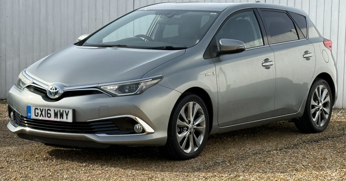 2016 Toyota Auris