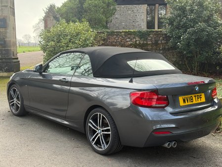 BMW 2 Series 220D M SPORT 18