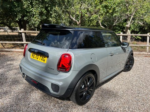 Mini Hatch 1.5 Cooper Sport Steptronic Euro 6 (s/s) 3dr 7