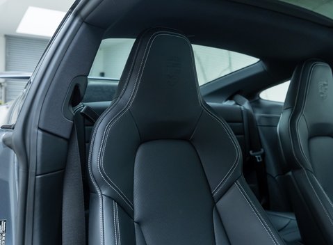 Porsche 911 Carrera (992.2) 16