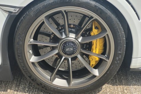 Porsche 911 GT3 RS PDK 31