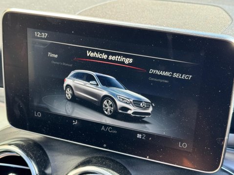 Mercedes-Benz GLC 2.1 GLC250d AMG Line (Premium Plus) G-Tronic 4MATIC Euro 6 (s/s) 5dr 26