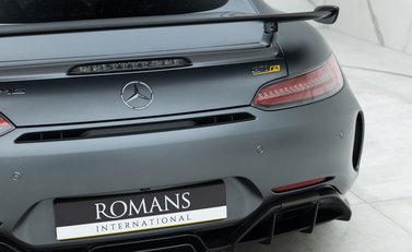 Mercedes-Benz AMG GT R PREMIUM 22