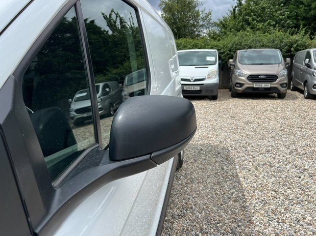 Ford Transit Connect LWB L2H1 Low Roof Trend Sensors Cam EURO 6 NO VAT 20