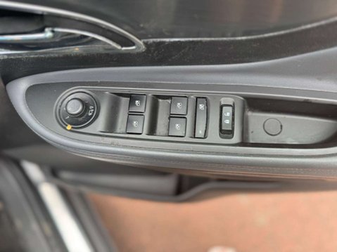Vauxhall Mokka 1.7 Mokka SE CDTi S/S 5dr 39