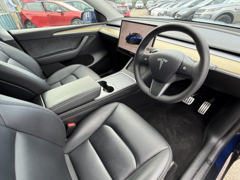 Tesla Model Y (Dual Motor) Performance SUV 5dr Electric Auto 4WDE (426 bhp) 3