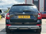 Skoda Octavia 2.0 TDI Scout Estate 5dr Diesel DSG 4WD Euro 6 (s/s) (184 ps) 5