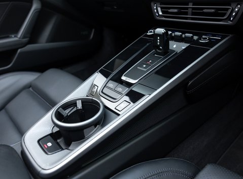 Porsche 911 Targa 4S (992) 33