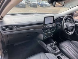 Ford Focus 1.0 Focus Vignale 5dr 32