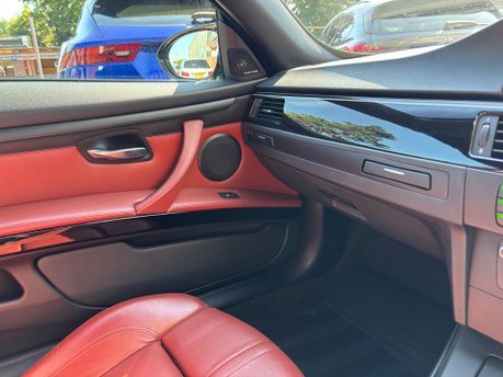 BMW M3 4.0 V8 Convertible 2dr Petrol DCT Euro 5 (420 ps) 35