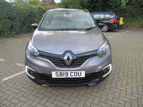 Renault Captur 0.9 TCe ENERGY Iconic Euro 6 (s/s) 5dr 3
