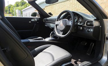 Porsche 911 (997) Carrera 4S Cabriolet 9