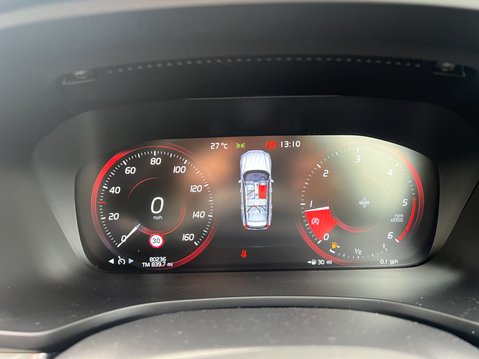 Volvo V60 2.0 D3 Momentum Estate 5dr Diesel Manual Euro 6 (s/s) (150 ps) 25