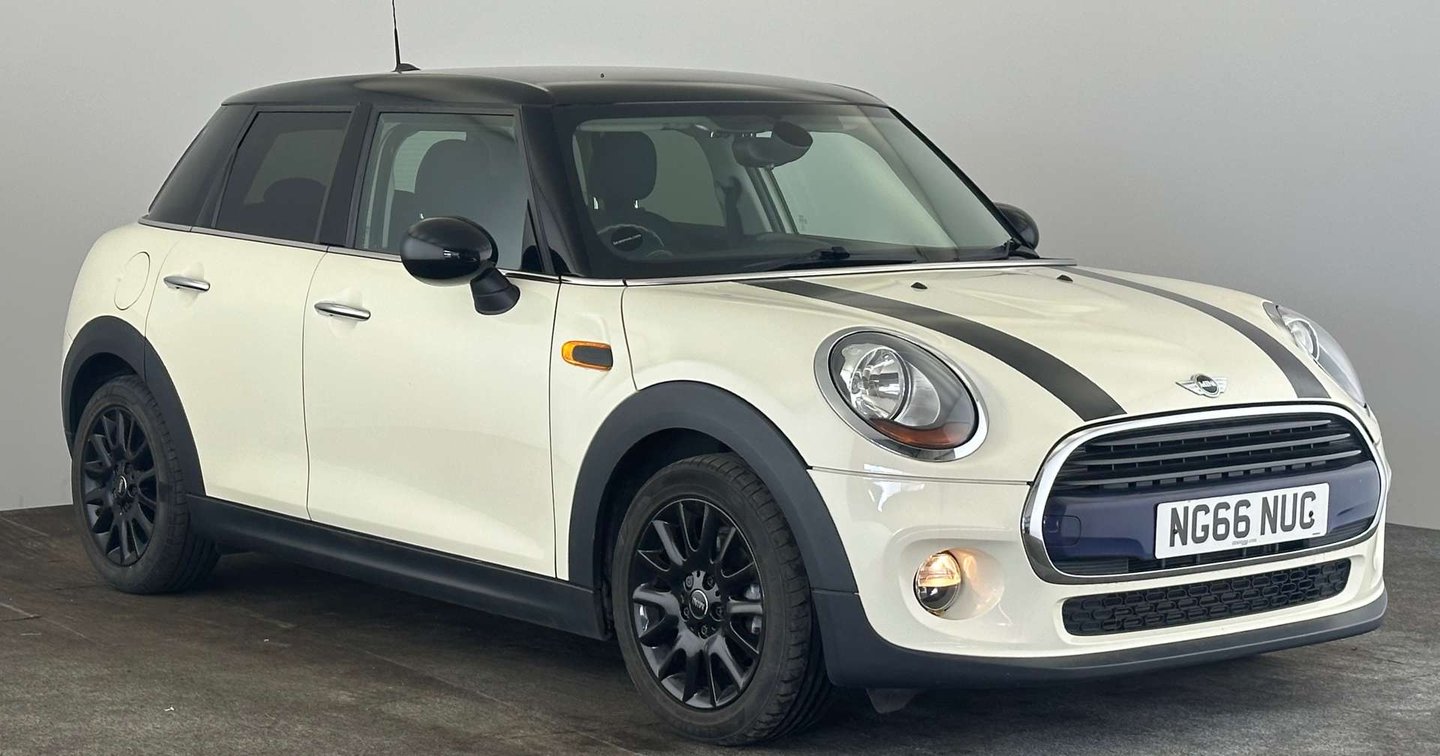 2017 Mini Hatch
