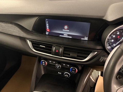 Alfa Romeo Stelvio 2.0T Nero Edizione Auto Q4 AWD Euro 6 (s/s) 5dr 21