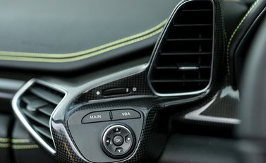 Ferrari 458 Spider 18