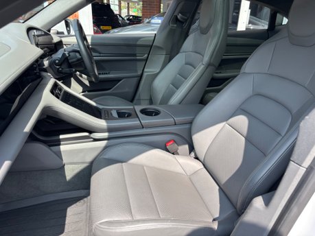 Porsche Taycan Performance Plus 93.4kWh Saloon 4dr Electric Auto RWD (476 ps) 10