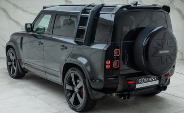 Land Rover Defender 110 X D350 12