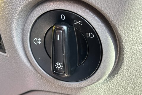 Volkswagen Crafter CR35 Tdi 140 ps Startline Dropside Truck 23