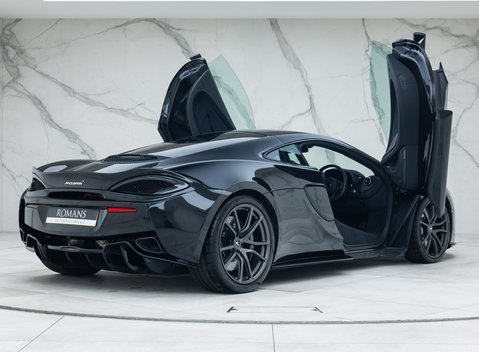 McLaren 570 GT MSO Black Collection 6