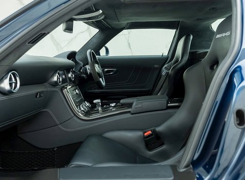 Mercedes-Benz SLS AMG 15