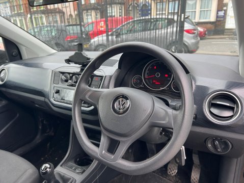 Volkswagen Up 1.0 Move up! Euro 6 (s/s) 3dr 19