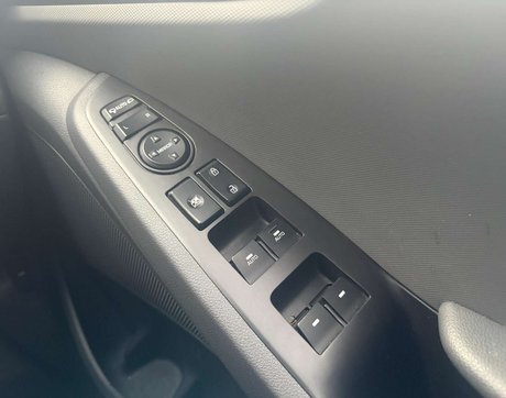 Hyundai IONIQ 1.6 IONIQ Premium SE FHEV Semi-Auto 5dr 28