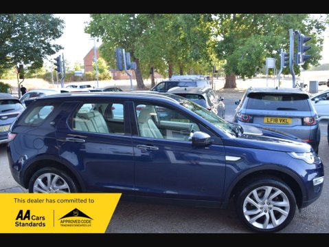 Land Rover Discovery Sport 2.0 Discovery Sport Luxury HSE TD4 Auto 4WD 5dr 2