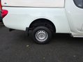 Mitsubishi L200 DI-D 4X4 4LIFE CLUB CAB 9