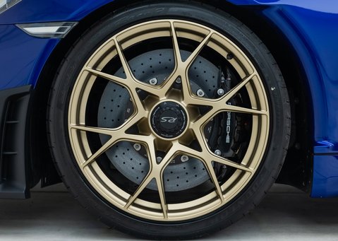 Porsche 718 Spyder RS 