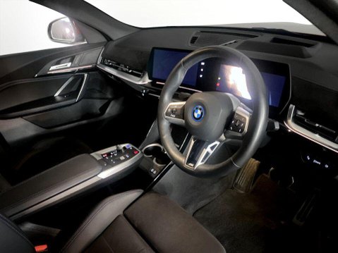 BMW iX2 20 66.5kWh M Sport SUV 5dr Electric Auto eDrive (11kW Charger) (204 ps) 1 O 12