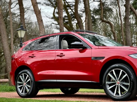 Jaguar F-Pace R-DYNAMIC BLACK 36