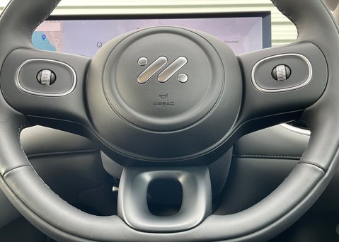 MG IM5 75kWh SINGLE MOTOR 22