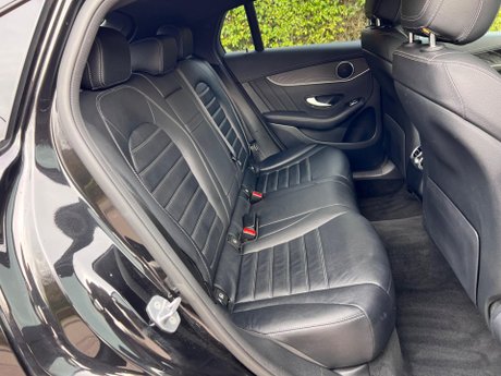 Mercedes-Benz GLC 2.0 GLC300d AMG Line (Premium) Coupe G-Tronic+ 4MATIC Euro 6 (s/s) 5dr 33