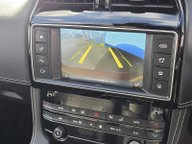 Jaguar F-Pace V6 S AWD 26