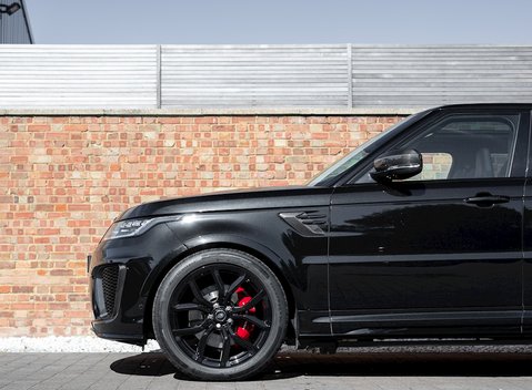 Land Rover Range Rover Sport 5.0 SVR 32