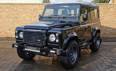 Land Rover Defender T40 5
