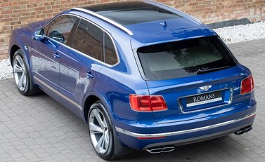 Bentley Bentayga V8 9
