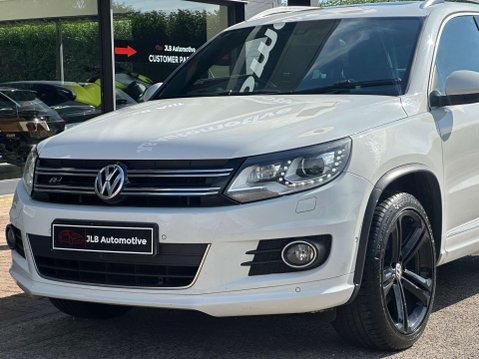 Volkswagen Tiguan 2.0 Tiguan R-Line TDI BlueMotion Technology 4Motion Semi-Auto 4WD 5dr 3