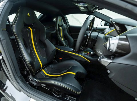 Ferrari 812 Superfast 10