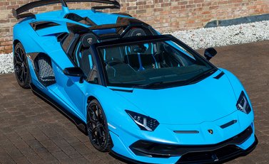 Lamborghini Aventador SVJ LP 770-4 Roadster 10