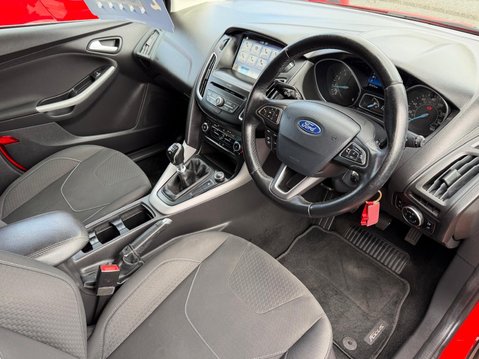 Ford Focus 1.0T EcoBoost Zetec Edition Euro 6 (s/s) 5dr 15