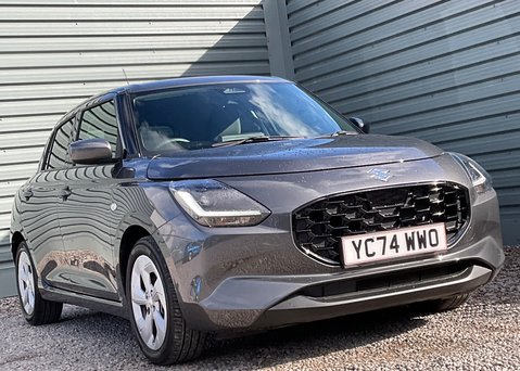 Suzuki Swift MOTION 3