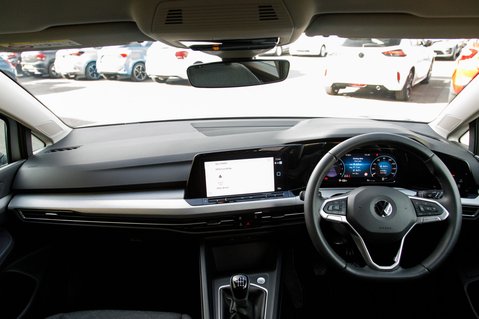 Volkswagen Golf LIFE TSI 3