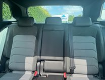 Volkswagen Tiguan 2.0 TDI R-Line Tech SUV 5dr Diesel DSG 4Motion Euro 6 (s/s) (150 ps) 10